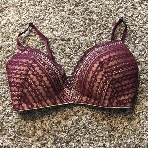 NWT Victoria’s Secret Unlined Lacey Bra